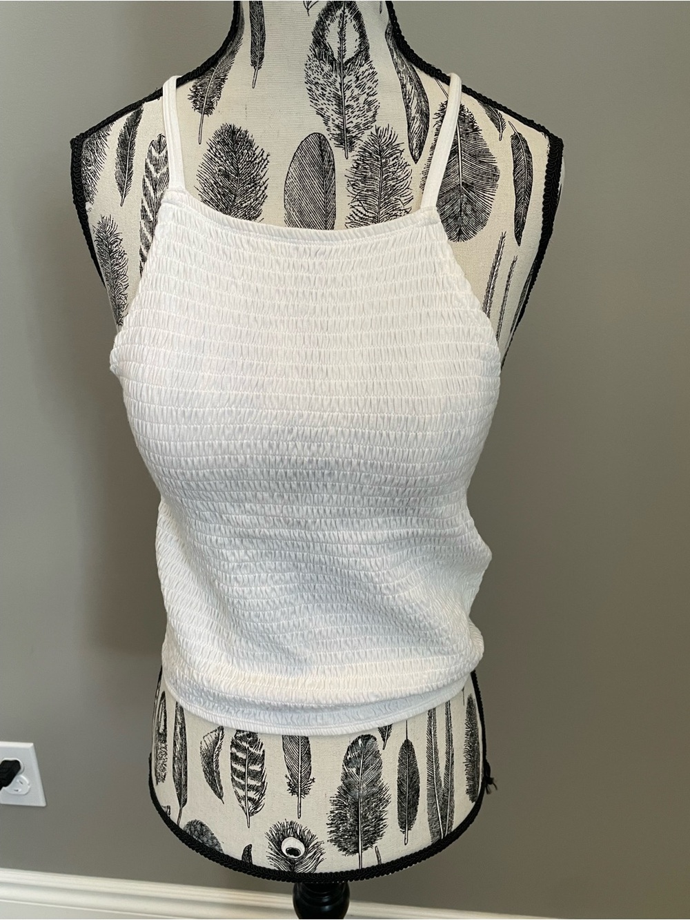 HOLLISTER 🦅 Women's White Smocked Tank Top - Lightweight Summer Layer